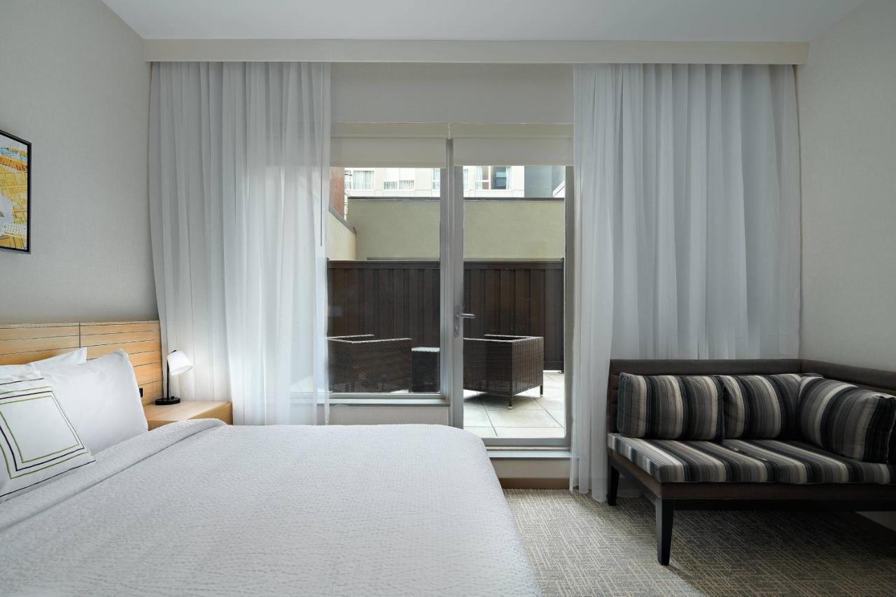 Towneplace Suites By Marriott New York Manhattan/Times Square Εξωτερικό φωτογραφία
