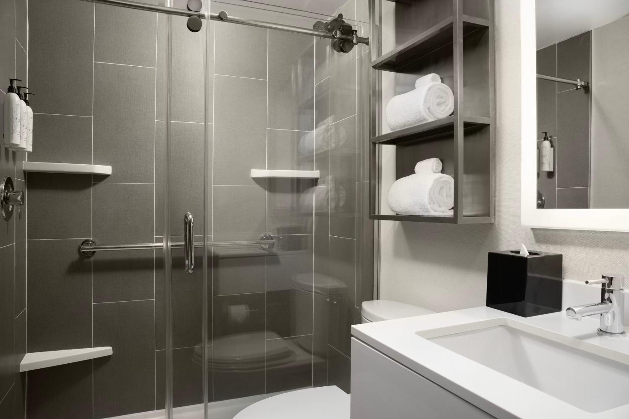 Towneplace Suites By Marriott New York Manhattan/Times Square Εξωτερικό φωτογραφία
