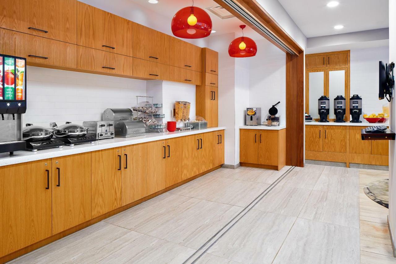 Towneplace Suites By Marriott New York Manhattan/Times Square Εξωτερικό φωτογραφία